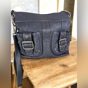 Stylish Navy Leather Tignanello crossbody/shoulder bag